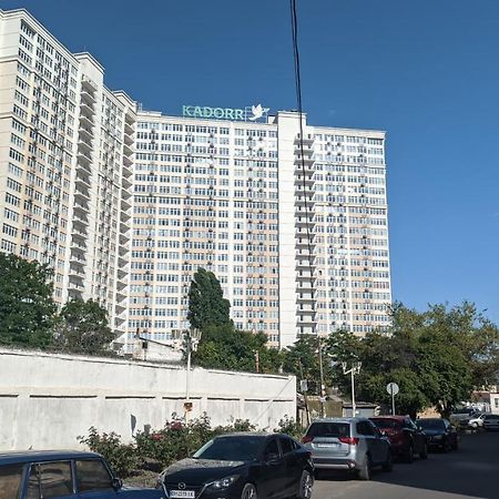 Ferienwohnung Квартира Кадорр Бассейная Apt Odeassa Basseinaya Odessa Exterior foto