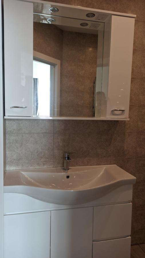 Ferienwohnung Квартира Кадорр Бассейная Apt Odeassa Basseinaya Odessa Exterior foto